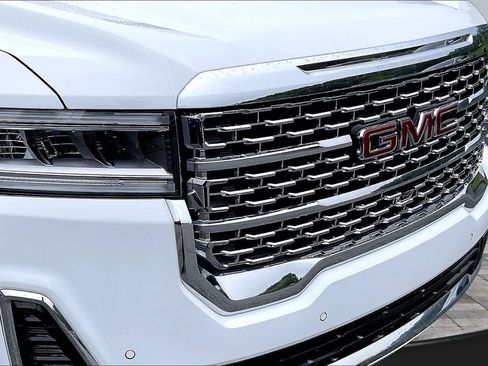 Used 2023 GMC Acadia Denali w/ Denali Technology Package AWD/4WD image 29
