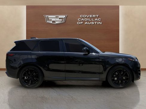 Used 2026 Land Rover Range Rover Sport SE AWD/4WD image 5