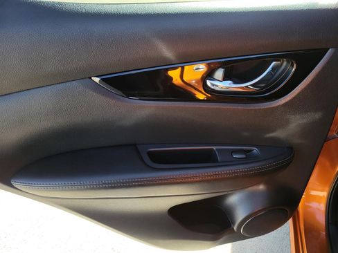 Certified 2022 Nissan Rogue Sport SV w/ Technology Package image 16