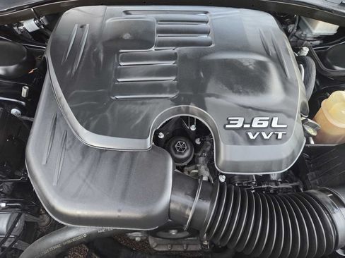 Used 2021 Dodge Charger SXT w/ Blacktop Package RWD image 26