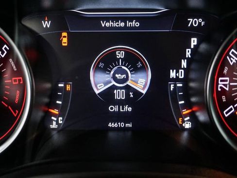 Used 2022 Dodge Challenger R/T image 16