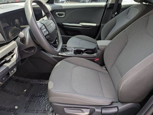 Used 2025 Kia K4 LXS FWD image 23