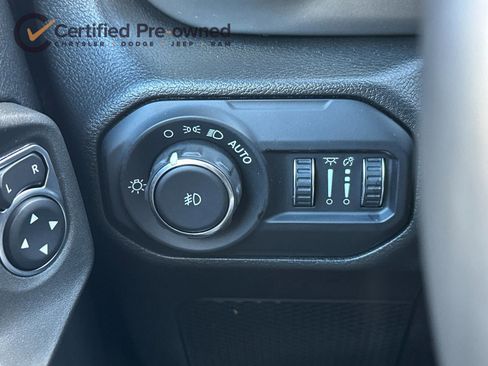 Certified 2022 Jeep Wrangler Sport S image 26
