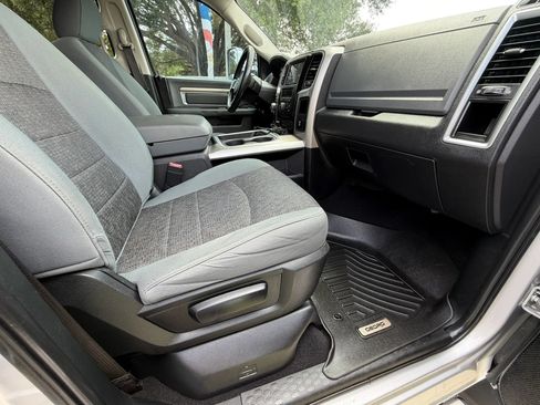 Used 2018 RAM 1500 Big Horn AWD/4WD image 10