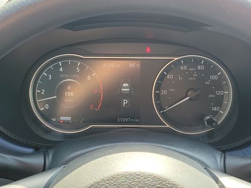 Used 2024 Nissan Versa SV w/ Trunk Package FWD image 19
