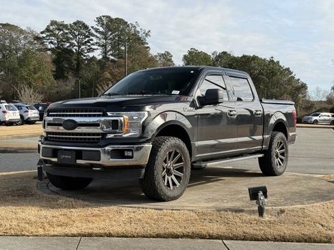 Used 2018 Ford F150 XLT w/ Equipment Group 302A Luxury image 3