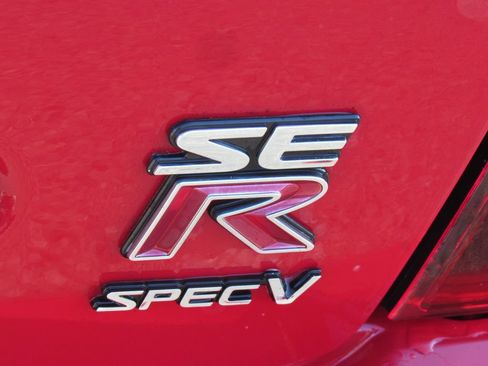 Used 2006 Nissan Sentra SE-R Spec V w/ (J01) Sunroof Pkg FWD image 8