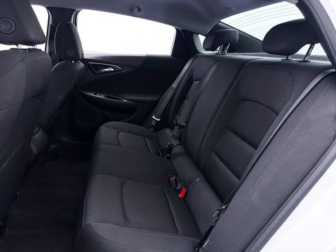 Used 2024 Chevrolet Malibu LS FWD image 34