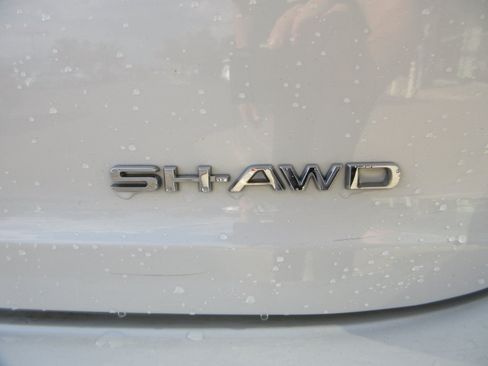 Used 2019 Acura MDX SH-AWD image 9