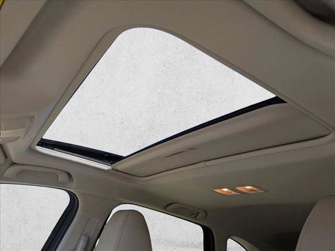 Used 2019 MAZDA CX-5 Touring image 16