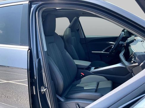 Used 2025 Audi Q5 Premium Plus AWD/4WD image 9