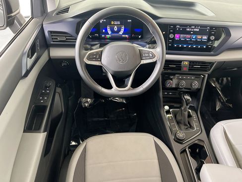 Used 2023 Volkswagen Taos SE image 21