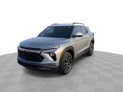 Used 2024 Chevrolet TrailBlazer ACTIV w/ Convenience Package image 6