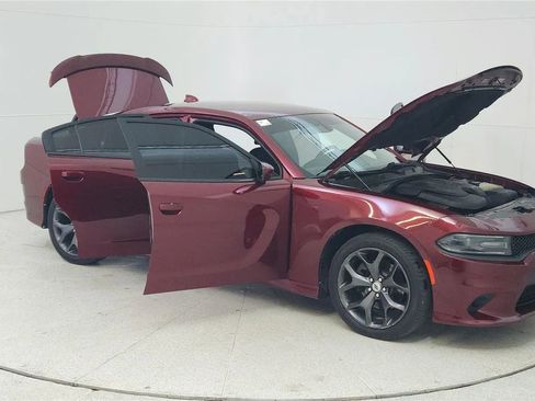 Used 2019 Dodge Charger GT RWD image 9