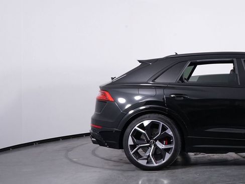 Used 2023 Audi RS Q8 4.0T image 15