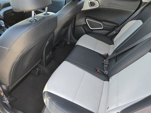Certified 2024 Kia Soul GT-Line image 29