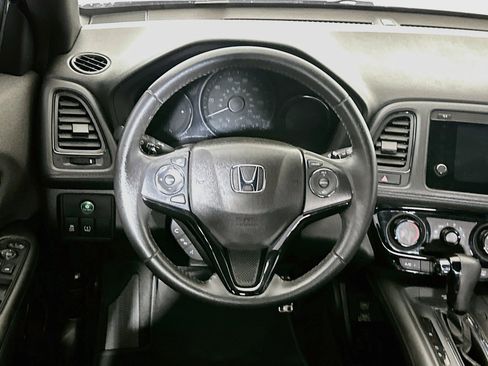 Used 2019 Honda HR-V Sport image 17