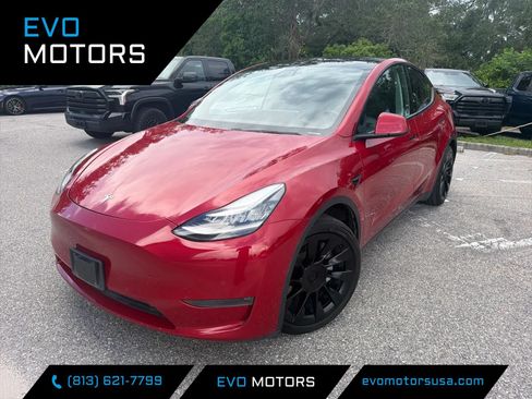 Used 2020 Tesla Model Y Long Range AWD/4WD image 1