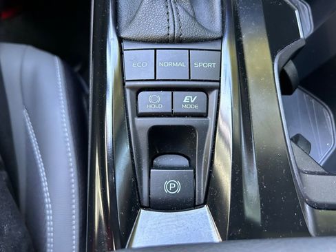 Certified 2025 Toyota Camry SE w/ Multimedia Upgrade Package FWD image 29