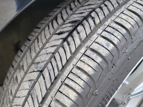 Used 2024 Volkswagen Jetta SE image 11