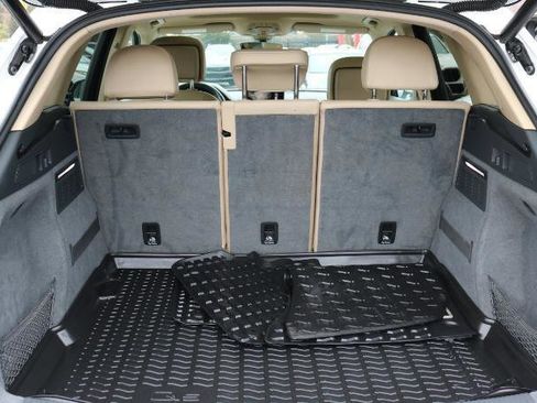 Used 2018 Audi Q5 2.0T Premium Plus w/ Premium Plus Package image 23