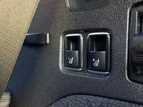 Used 2014 Mercedes-Benz GL 63 AMG 4MATIC image 19