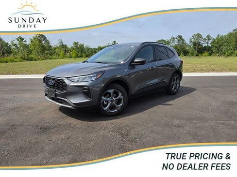 Used 2025 Ford Escape ST-Line AWD/4WD image 1