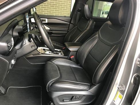 Used 2021 Ford Explorer ST w/ Equipment Group 401A AWD/4WD image 6