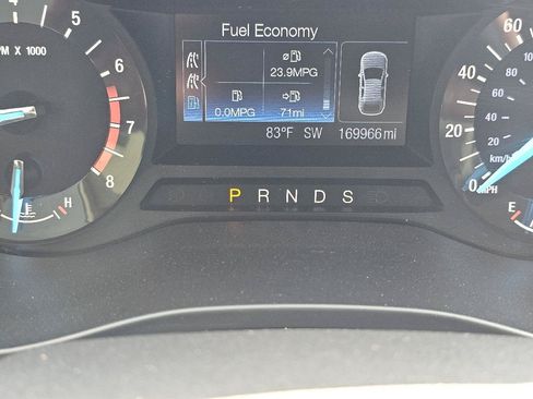 Used 2013 Ford Fusion SE FWD image 11