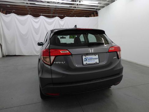 Used 2016 Honda HR-V LX image 7