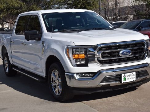 Certified 2022 Ford F150 XLT w/ Equipment Group 302A High image 4