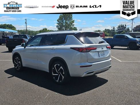 Used 2024 Mitsubishi Outlander SEL AWD/4WD image 4