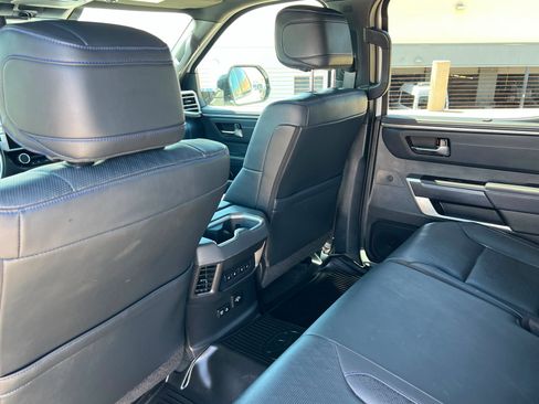Used 2022 Toyota Tundra Platinum w/ Advanced Package AWD/4WD image 20
