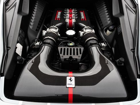 Used 2014 Ferrari 458 Speciale Coupe RWD image 56