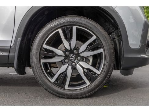 Used 2019 Honda Pilot Elite image 9