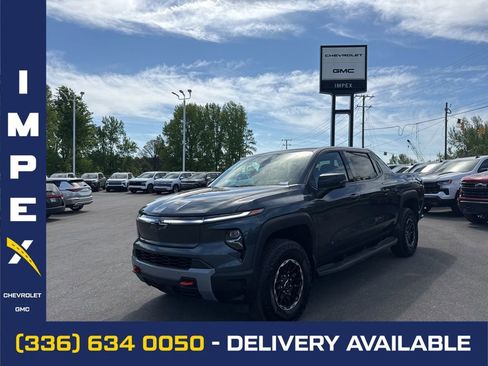 Used 2026 Chevrolet Silverado EV Trail Boss w/ LPO, Gameday Tailgate Package image 1