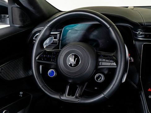 Used 2025 Maserati Grecale Modena image 54