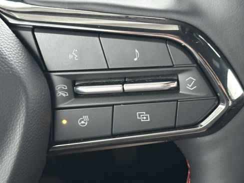 Certified 2024 Chevrolet Equinox EV RS image 30