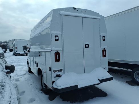 New 2024 Chevrolet Express 3500 w/ Power Convenience Package RWD image 22