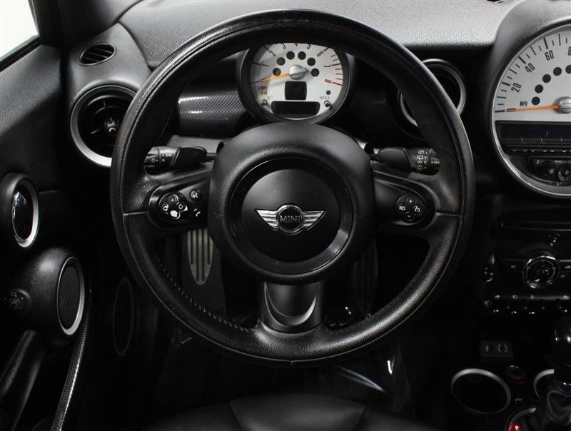 Used 2014 MINI Cooper Clubman S FWD image 15