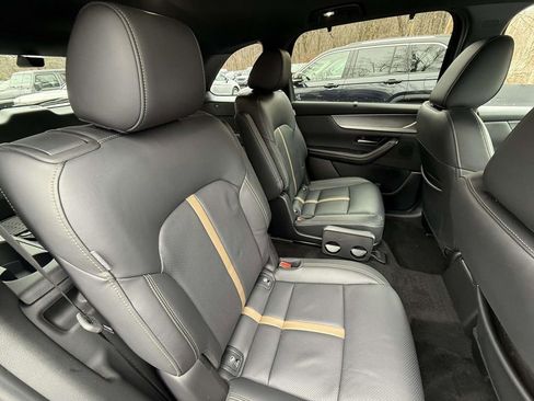 Used 2024 MAZDA CX-90 Plug-In Hybrid w/ Premium Plus image 10