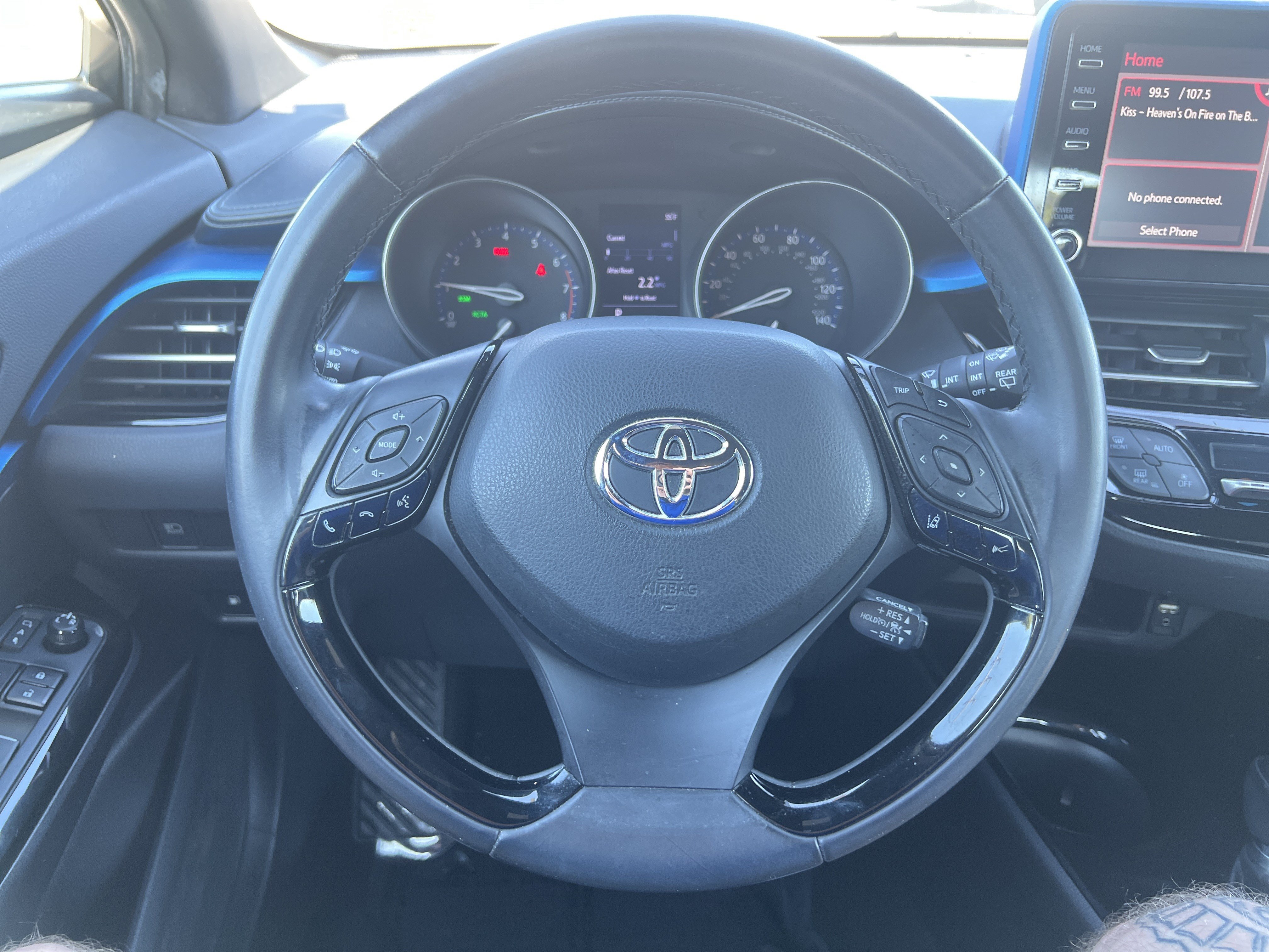 Used 2019 Toyota C-HR XLE FWD image 17