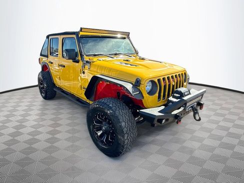 Used 2021 Jeep Wrangler Unlimited Rubicon AWD/4WD image 4