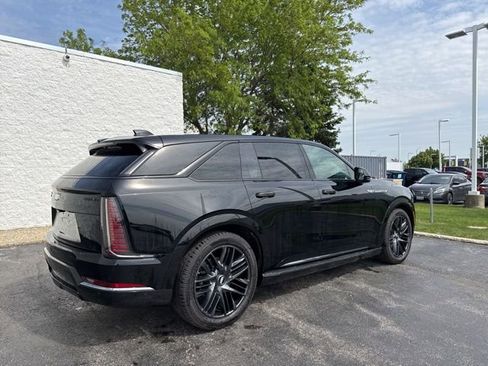 Used 2025 Cadillac Escalade IQ Sport 2 w/ LPO, ONYX Package AWD/4WD image 5