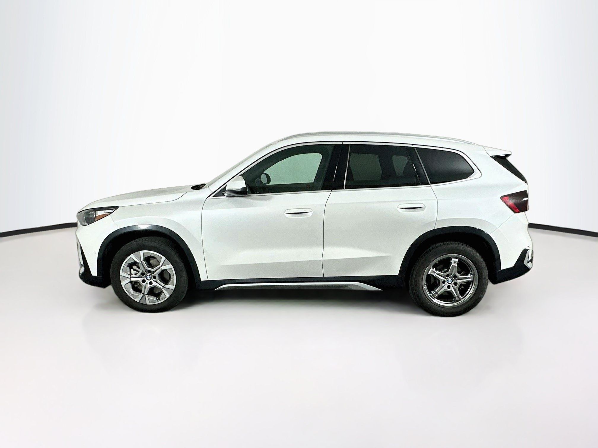 Used 2026 BMW X1 xDrive28i AWD/4WD image 4