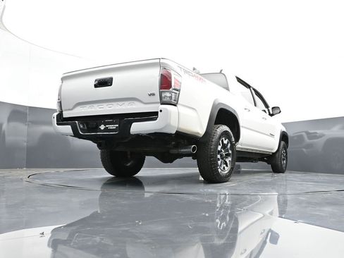 Used 2023 Toyota Tacoma TRD Off-Road w/ Technology Package AWD/4WD image 44