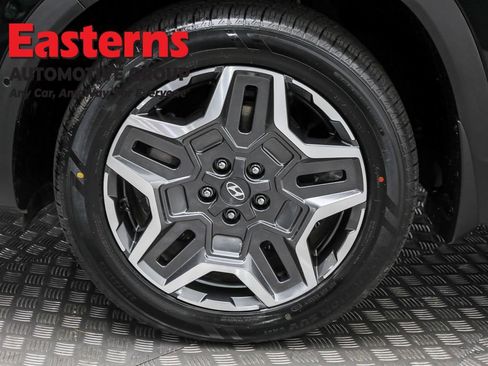 Used 2023 Hyundai Santa Fe Limited image 33