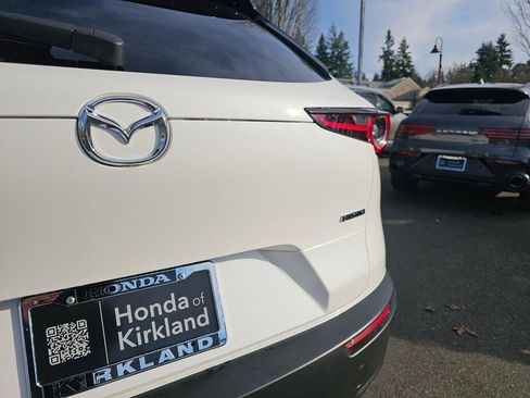 Used 2023 MAZDA CX-30 AWD 2.5 S w/ Preferred Package image 12