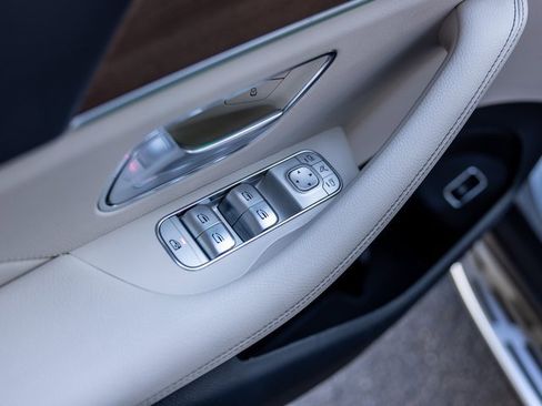 Used 2022 Mercedes-Benz GLE 350 4MATIC image 38