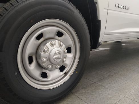 Used 2022 RAM 2500 Tradesman image 31